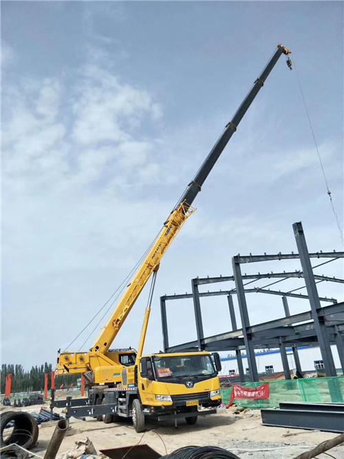 吉水县超高层建筑钢结构吊装案例